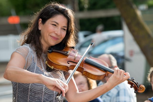 2026 08 26 05 DyoniVal Journee au port Concert des Amazones 015 1024x681
